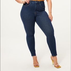 Good American Always Fits Good Waist Jeans - 24